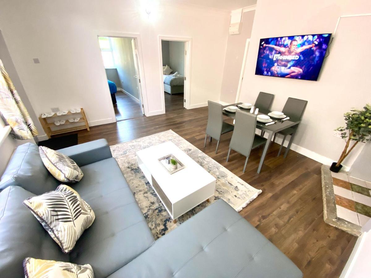 דירות איילסברי 2 Bed Town Centre Nr Theatre Free Park Wi-Fi & Garden מראה חיצוני תמונה